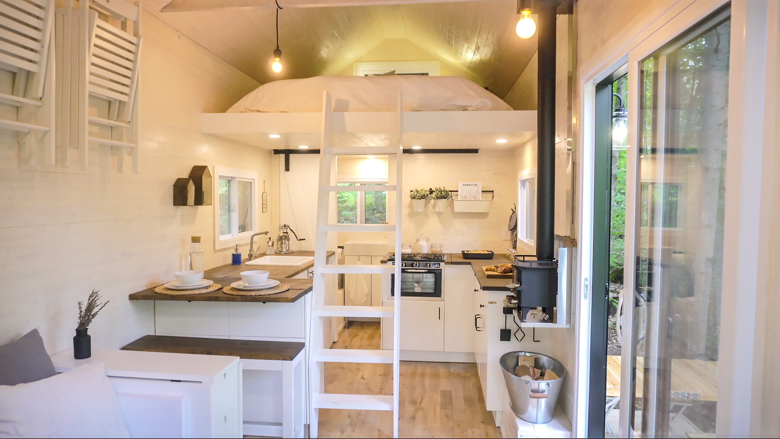 Cabane Off Grid Tiny House Tour 2 - Off Grid Tiny House Tour Aps