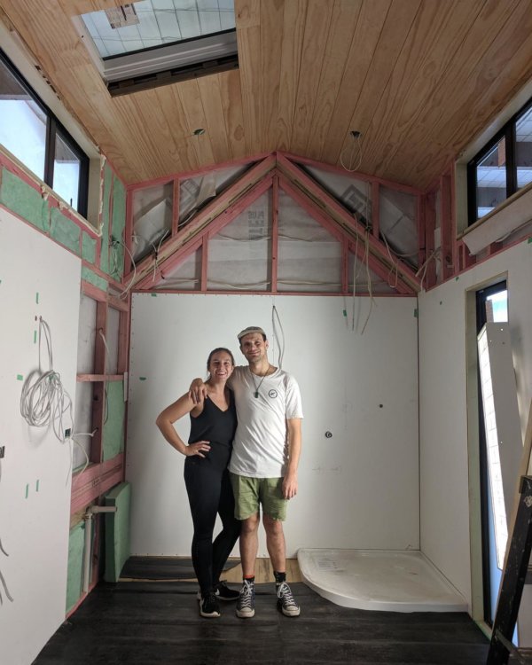 Camandas Love-Shack Tiny House in New Zealand via camandas_tinyhouse-Instagram 008
