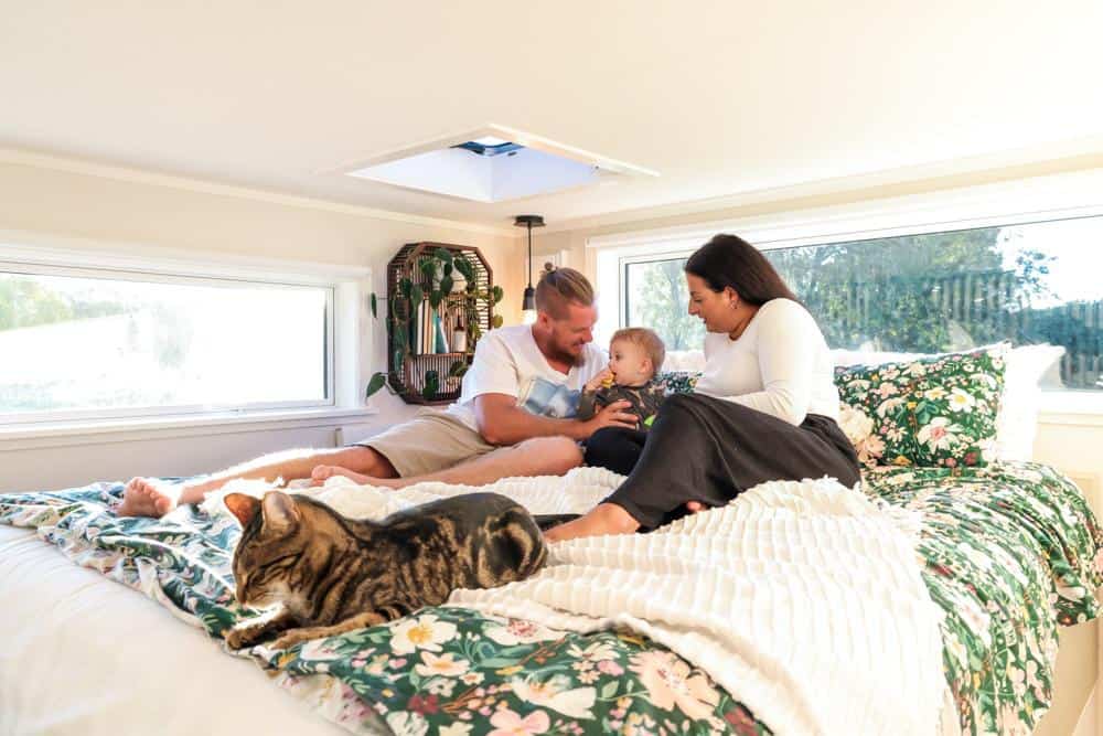 Cozy Tiny Home Family Space