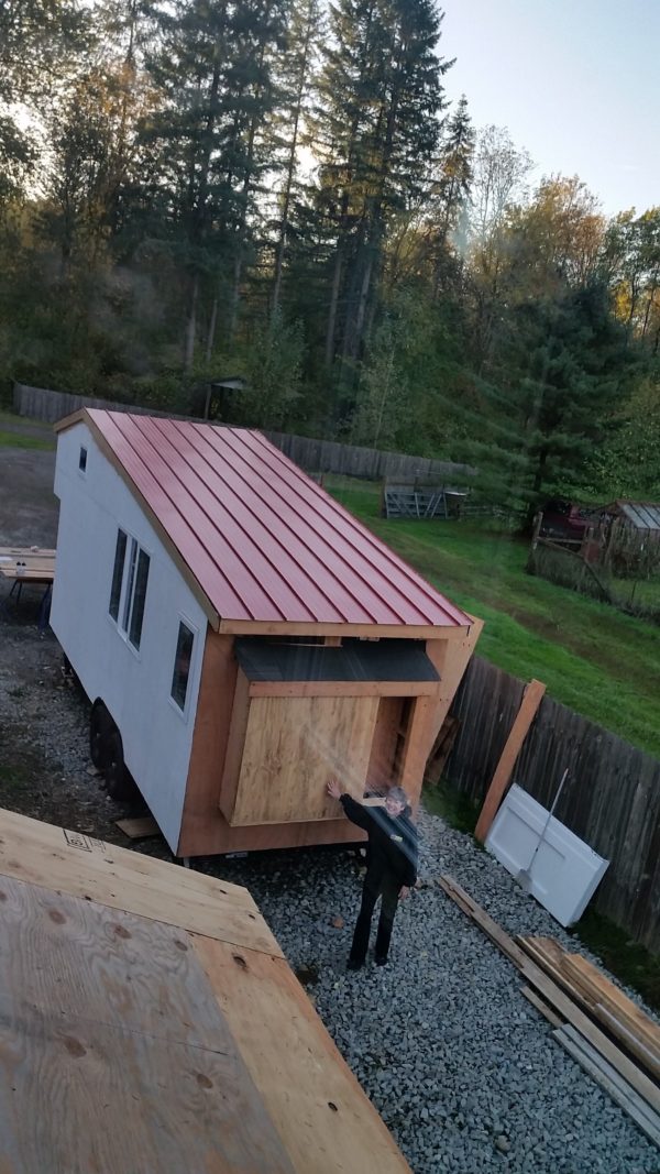 construction-of-the-daniel-miller-tiny-house-009