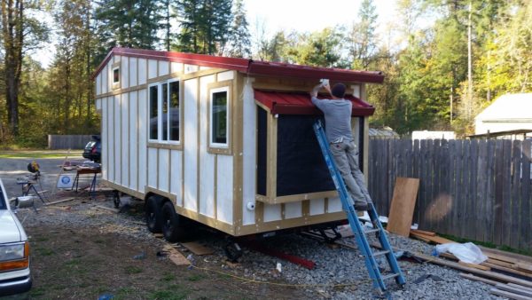 construction-of-the-daniel-miller-tiny-house-013