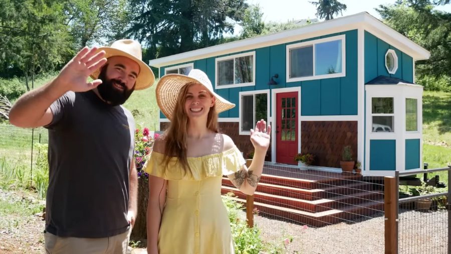 Couple Trades Apartment for Bright Blue Tiny Home & Garden 7