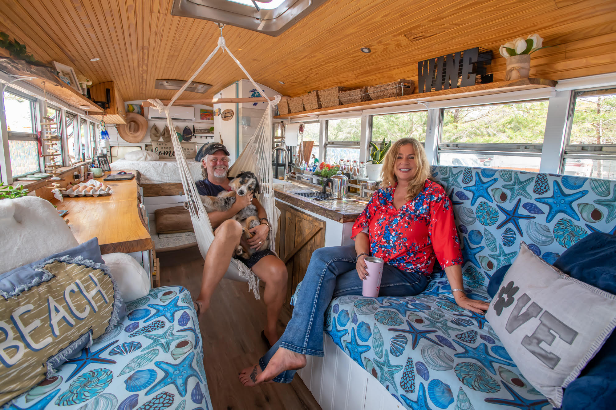 Couple’s 2003 International with a Roof Raise