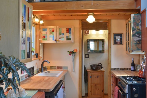 Couple's $25k DIY Smouse Tiny House on Wheels 002