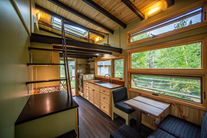 Cumberland Tiny House by Evergreen Tiny Homes of Orono Maine For Sale.