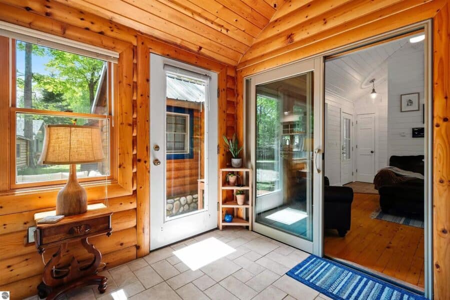 Driftwood Cottage. 23