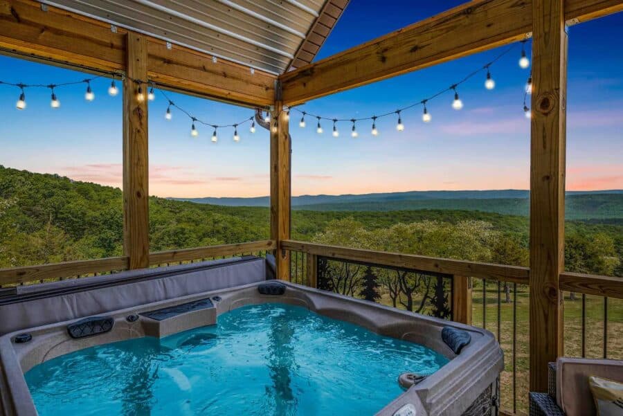 Eagles Nest Cabin in West Virginia 24