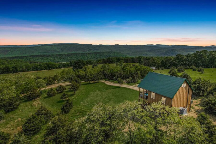 Eagles Nest Cabin in West Virginia 26