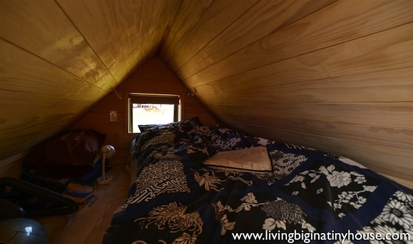 New Zealand Woman Lives Simply in 121 Sq. Ft. Tiny House © Living Big in a Tiny House