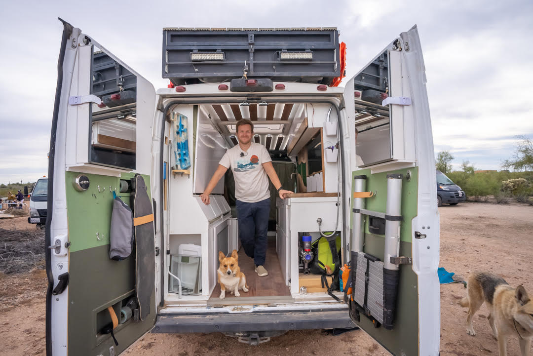 Elliot’s Meticulously-Planned Rig w Murphy Bed 2