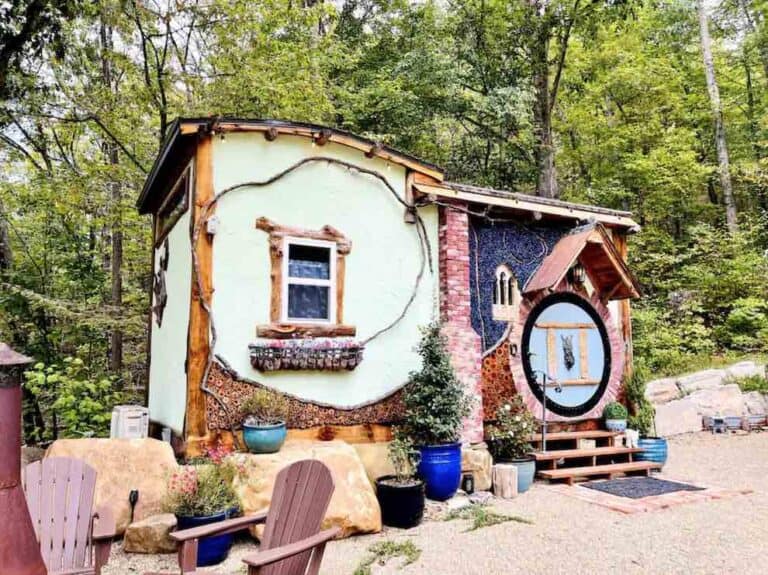 Top Quirky Tiny House Rentals