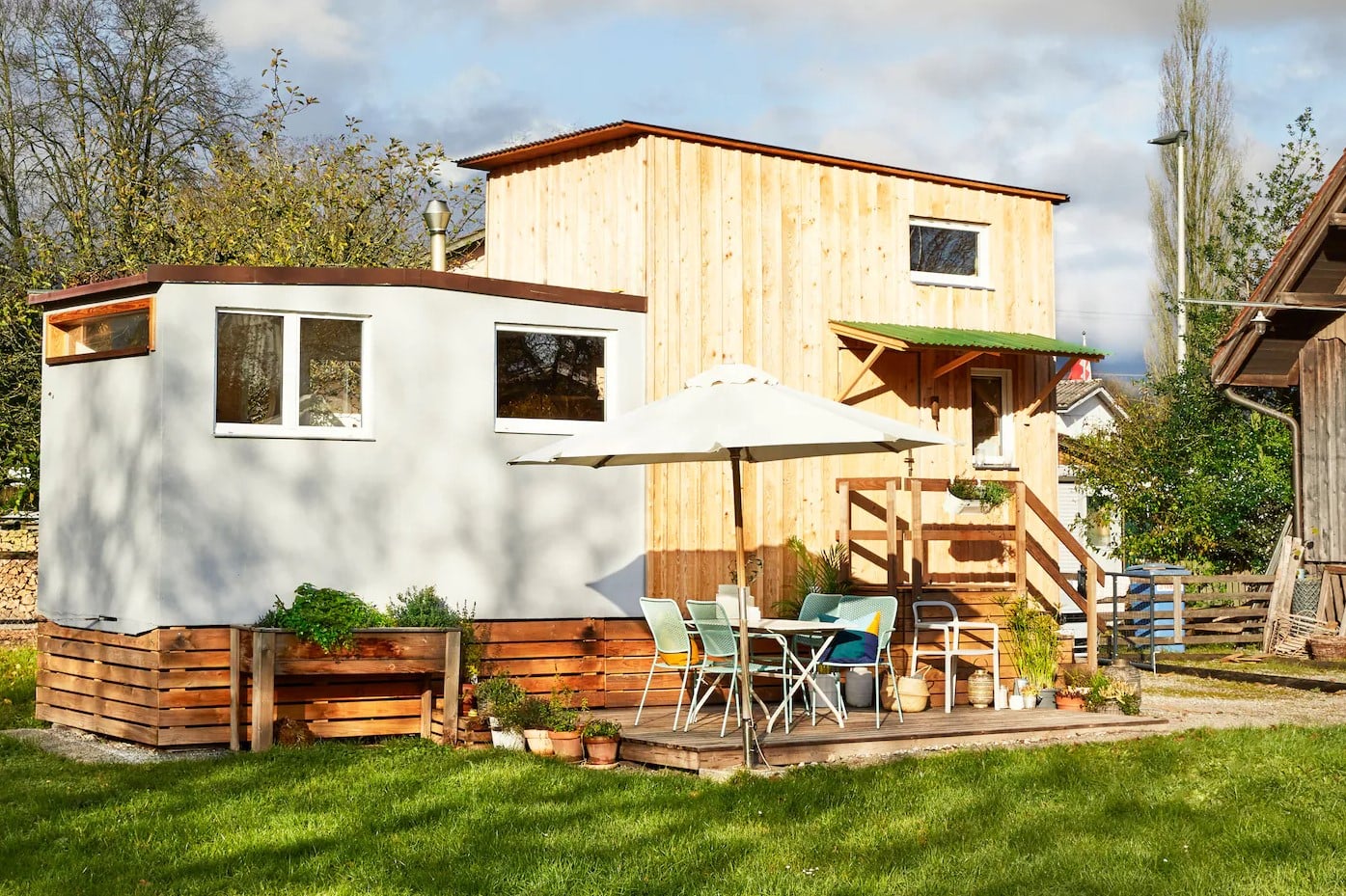 Fabiennes Swiss Tiny House Built With Dad And Loaded With IKEA 001