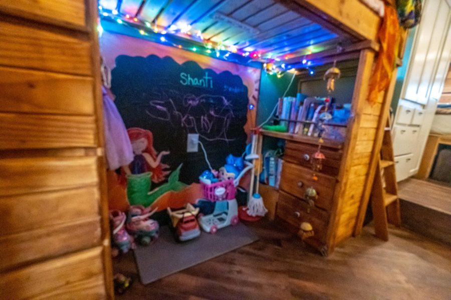 Family-Friendly Skoolie Conversion w Raised Roof For Sale. 12