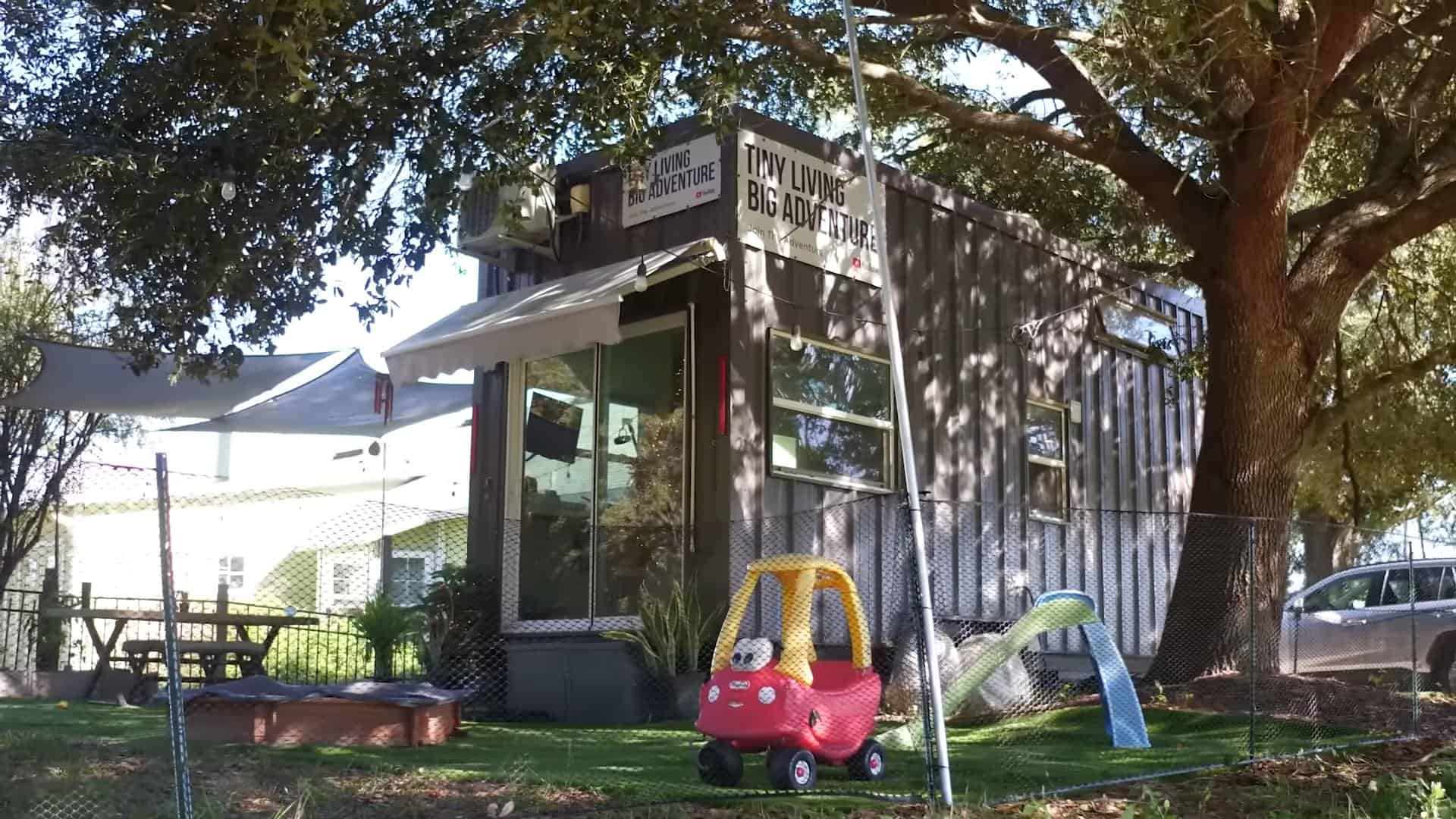 Tiny House for Travel – Family of 3