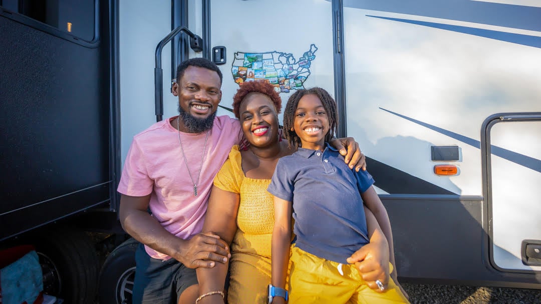 Family of 3 Paid off $200K in Debt Living in 5th Wheel! 2