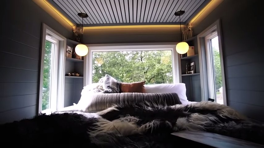 Family of 3 escapes high rent with a tiny house via Tiny Home Tours 005