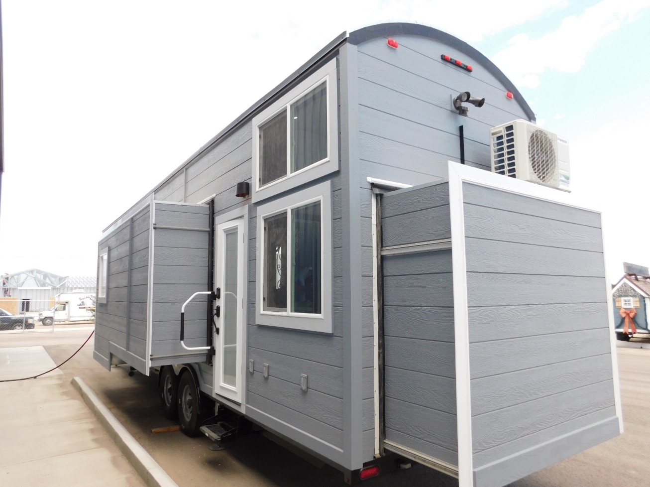 Familys 38ft Carpathian Tiny House by Tiny Idahomes 0031