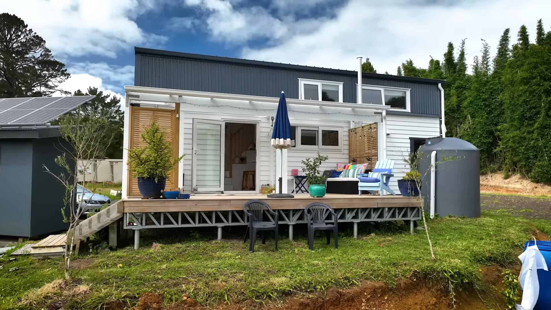 Sisters with Side-by-Side Tiny Homes
