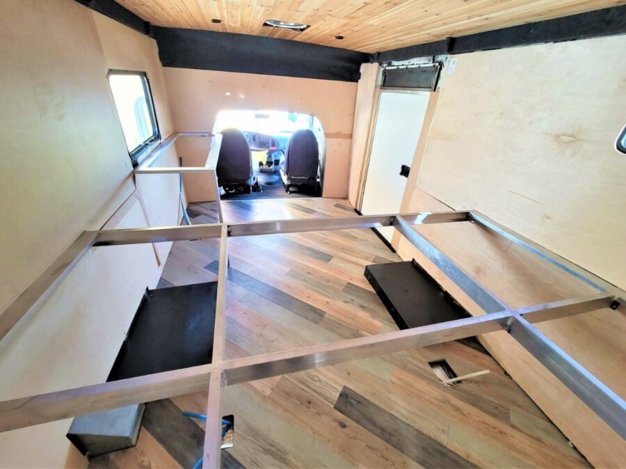 Ford E450 4×4 Box Conversion by Timberline Vans 004