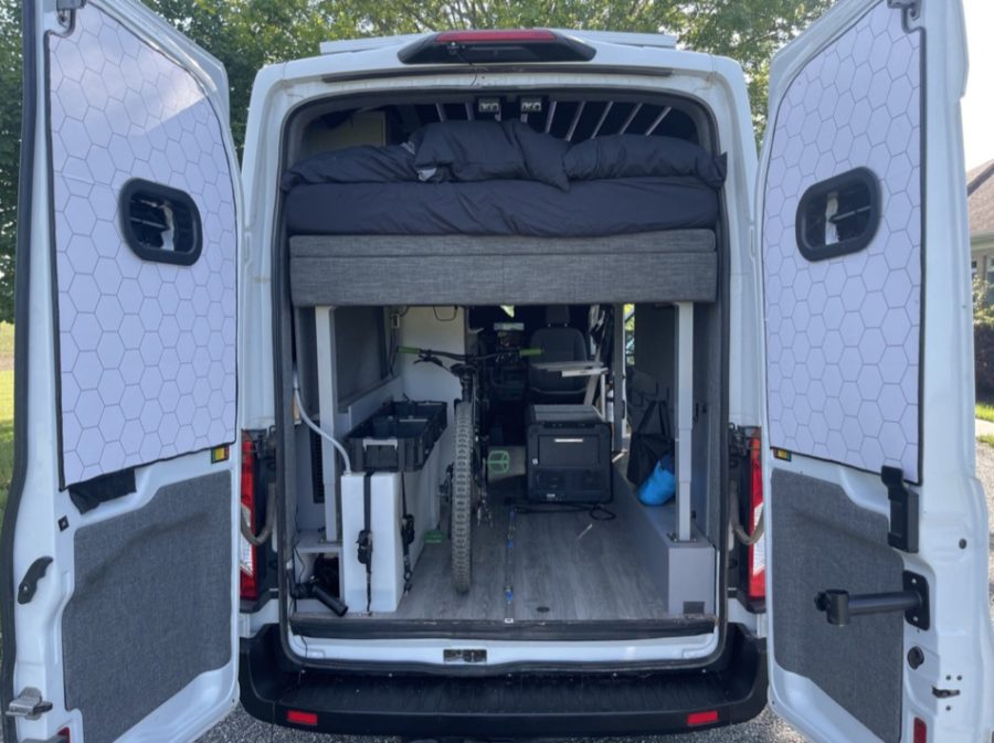 Ford Transit 3500 4×4 with Lift Bed and Kitchen 004