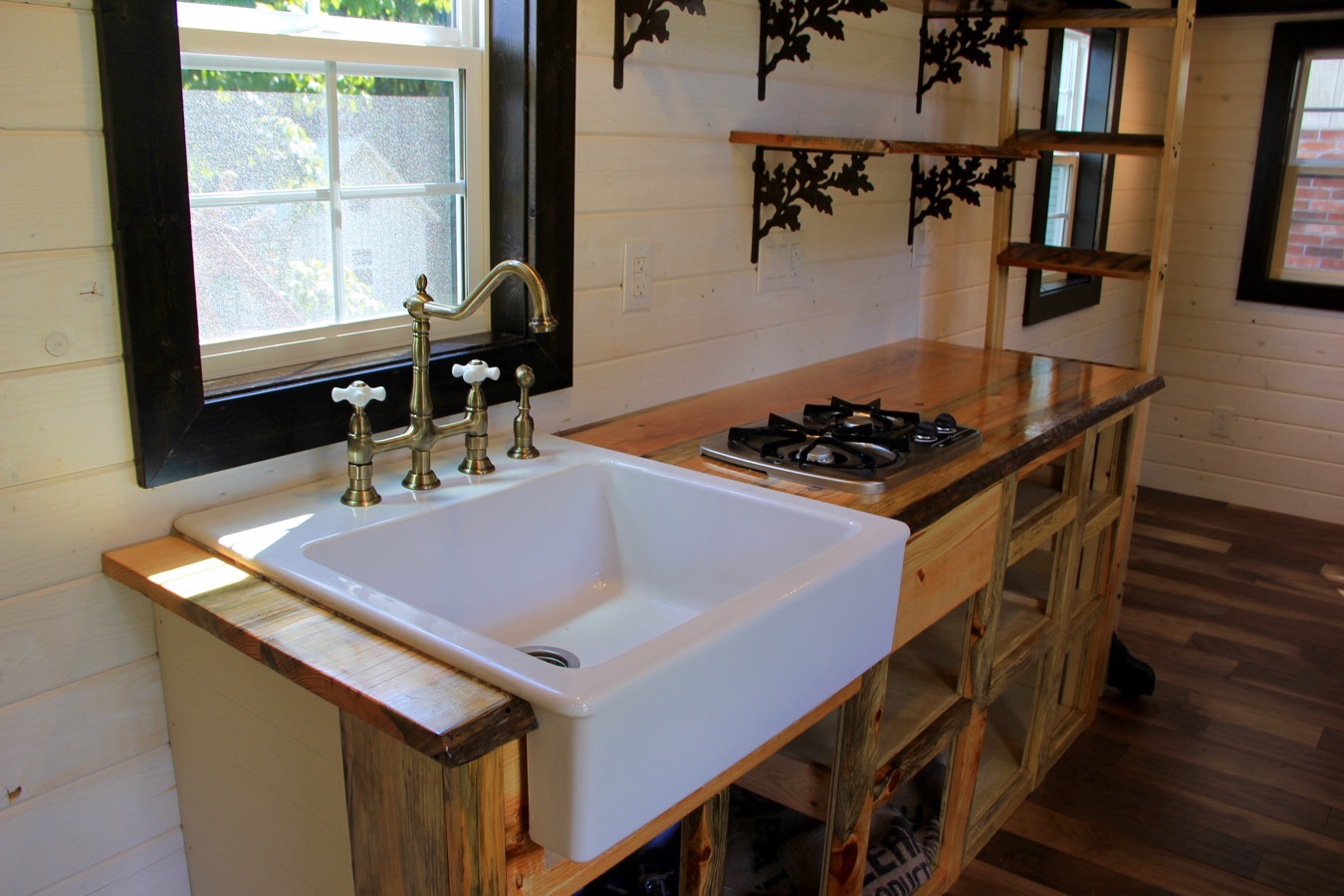 fort-austin-tiny-house-001