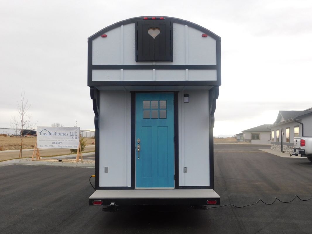 French Storyteller Tiny Idahomes 3