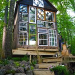 Funky-140-Sq-Ft-Off-Grid-Cabin-001