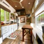 Gorgeous Tiny House w Seasonal Location 8