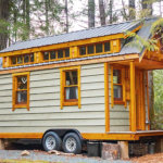 Handcrafted Tiny House – Outside