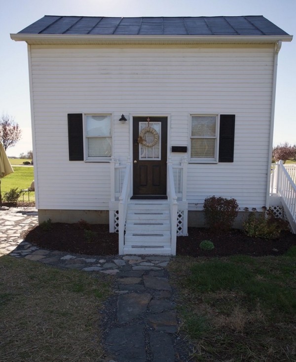 TwoStory Tiny Cottage in Harrisonburg, Virginia