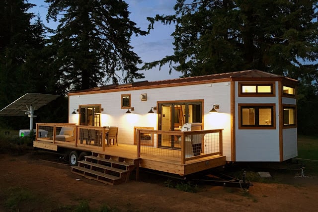 Hawaii House by Tiny Heirloom 002