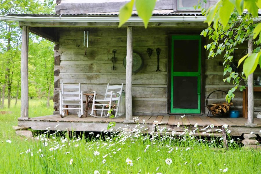He Rebuilt This Civil-War-Era Cabin Log By Log 004