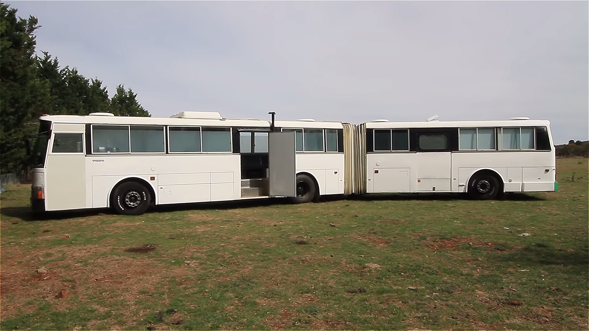 He Bought An Oversized Bendy Bus And Turned It Into His Tiny House 