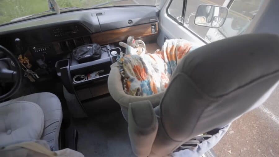 Her 15K Van Life 009