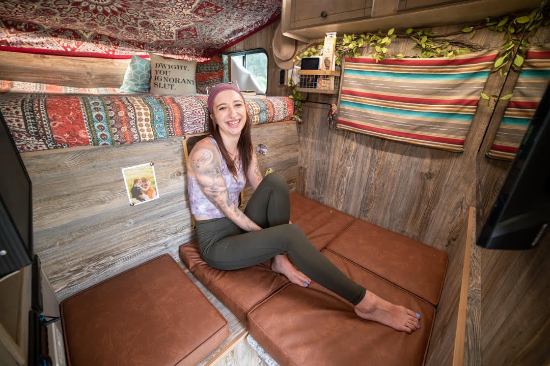 Her Awesome Truck Camper w Shower & Toilet