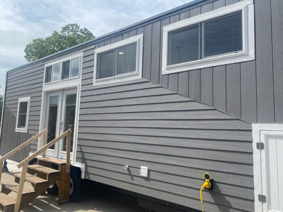 High School Student-Built Tiny Home for Sale 9