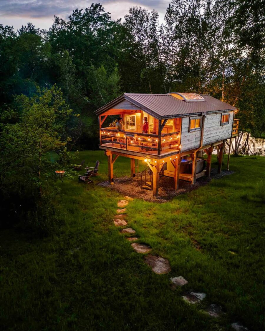 Honey Pond Home on Stilts in Vermont 11