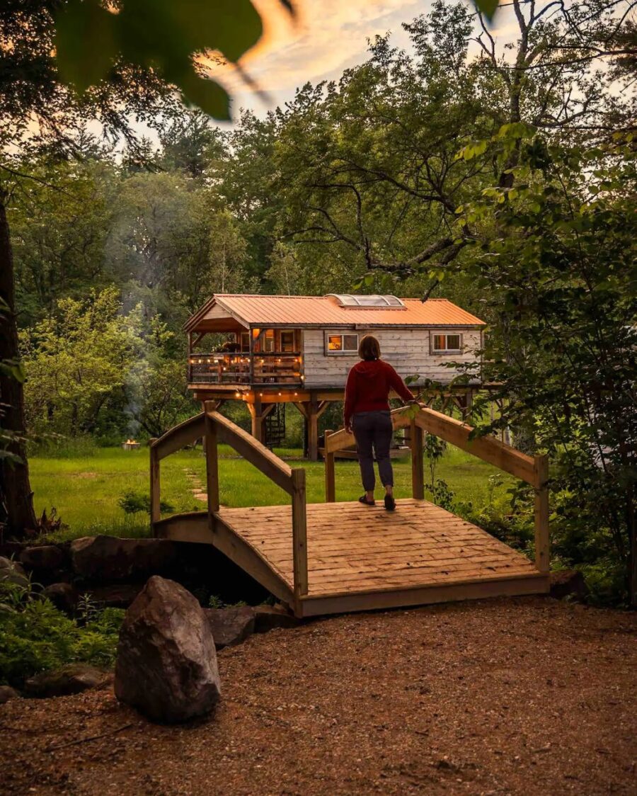 Honey Pond Home on Stilts in Vermont 9