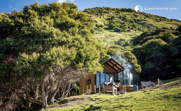 Incredible Tiny House with Amazing Views in Akaroa 001