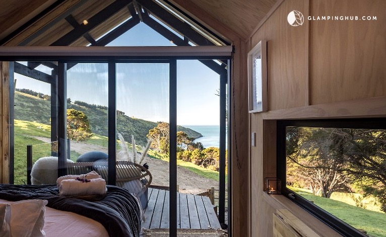 Incredible Tiny House with Amazing Views in Akaroa