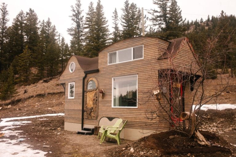A tiny home by Esk'et Tiny House