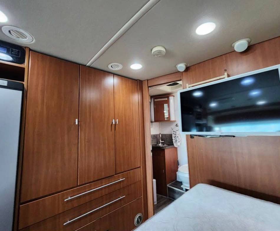 Tasca Rv This 25-ft. Class A Diesel Motorhome Gets 17MPG!