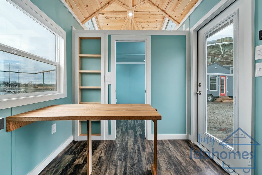 Janet’s Seafoam Green k2 8