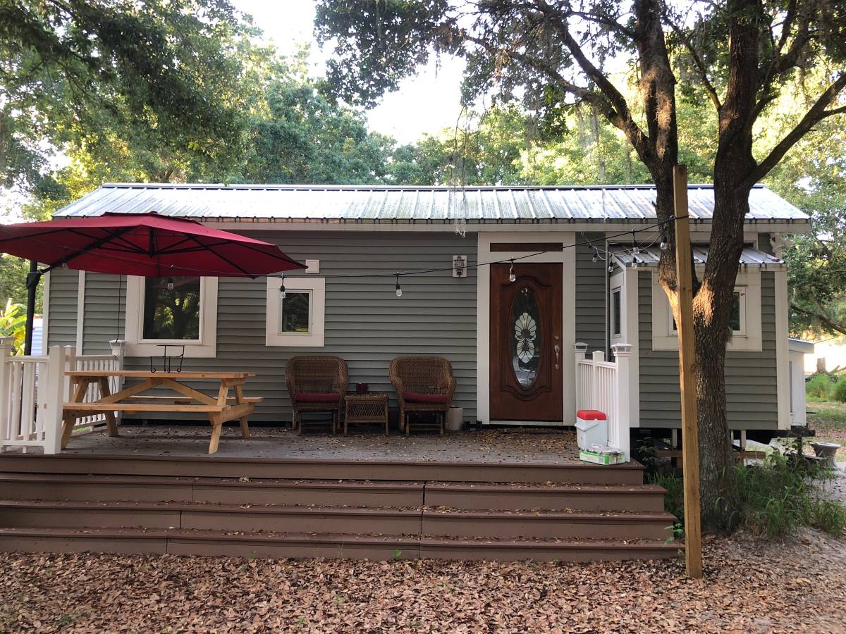 Jarids 32ft THOW with 8×24 Deck For Sale in Tampa FL for 95k 001