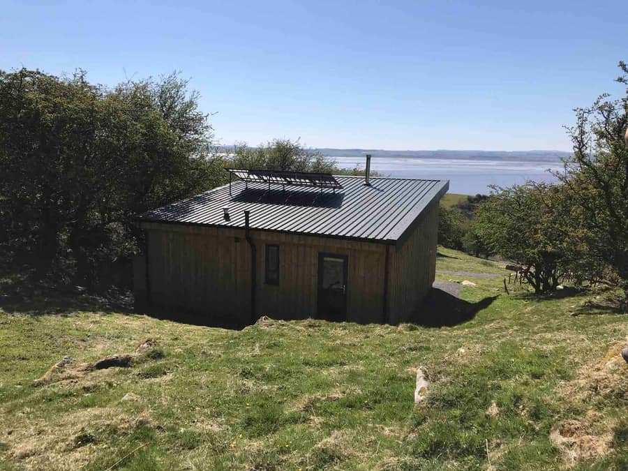 Knowe Lodge Off-Grid Scottish Vacation Cabin 18