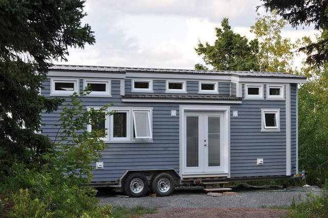 LGV Tiny House by Full Moon Tiny Shelters 001