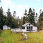 Little Off-Grid Cottage in Sweden 001