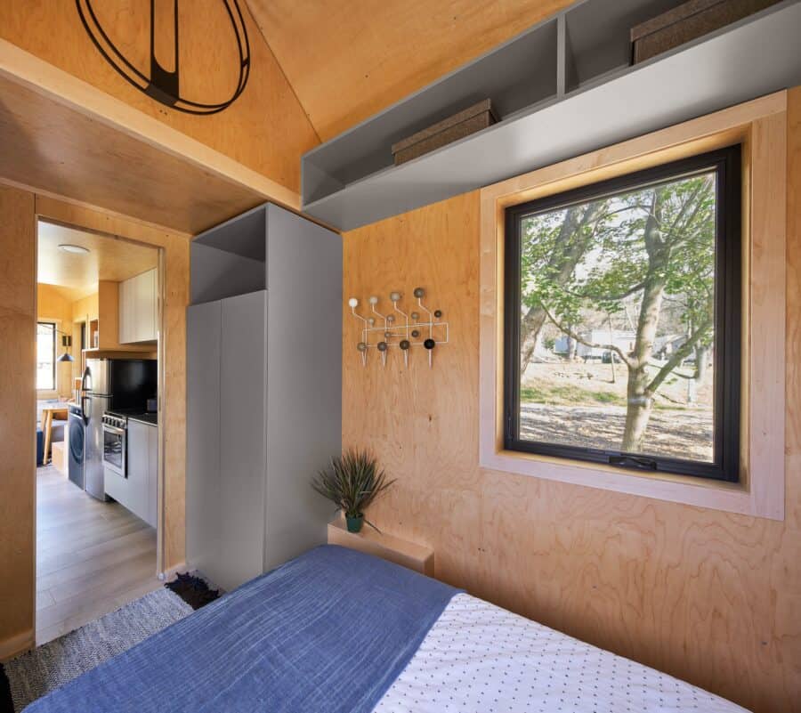 Liv-Connected Tiny House 009