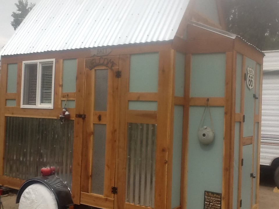 Marshas New 4500 DIY Tiny House 001
