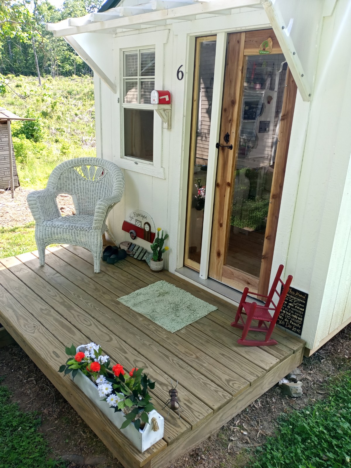 Marshas New Door For Her Shed-Cottage 003